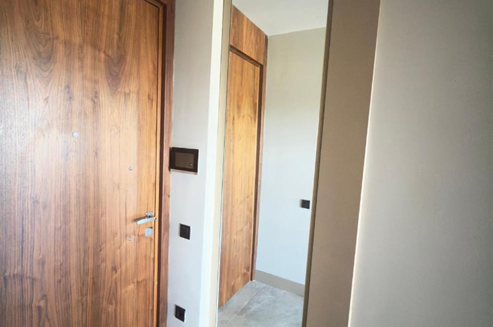 NEVAPORT İNCEKTE PEYZAJ MANZARALI BALKONLU 1+1 KİRALIK DAİRE