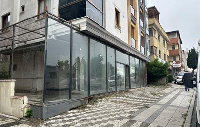 ATAŞEHİR KAYIŞDAĞI'NDA 230m2 KİRALIK DÜKKAN