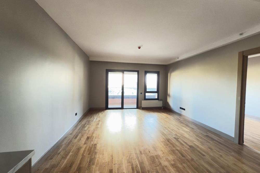 NEVAPORT İNCEKTE PEYZAJ MANZARALI BALKONLU 1+1 KİRALIK DAİRE