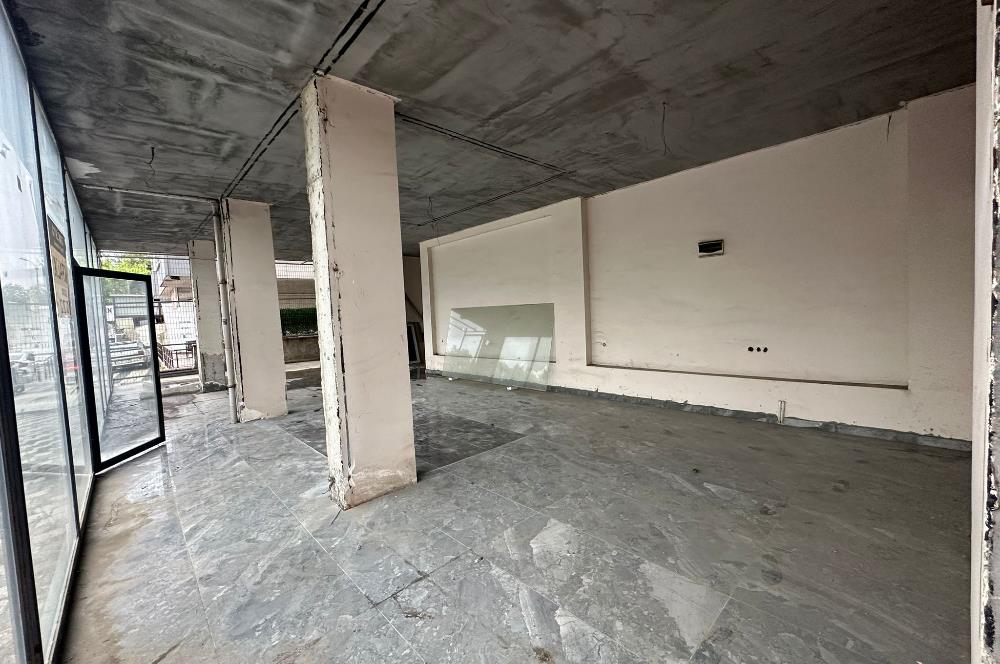 ATAŞEHİR KAYIŞDAĞI'NDA 230m2 KİRALIK DÜKKAN