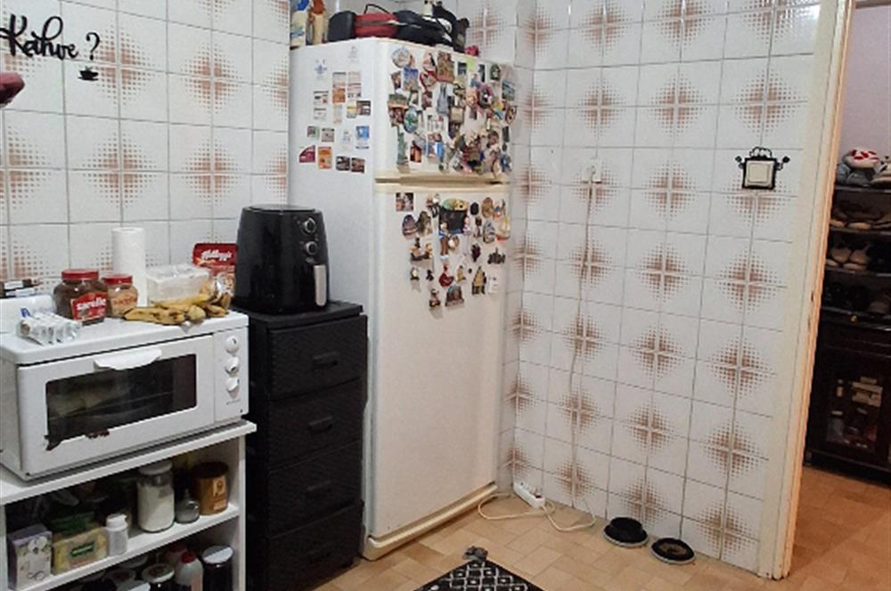 MÜTEVELLİ ÇEŞME CADDESİNDE SATILIK DAİRE 