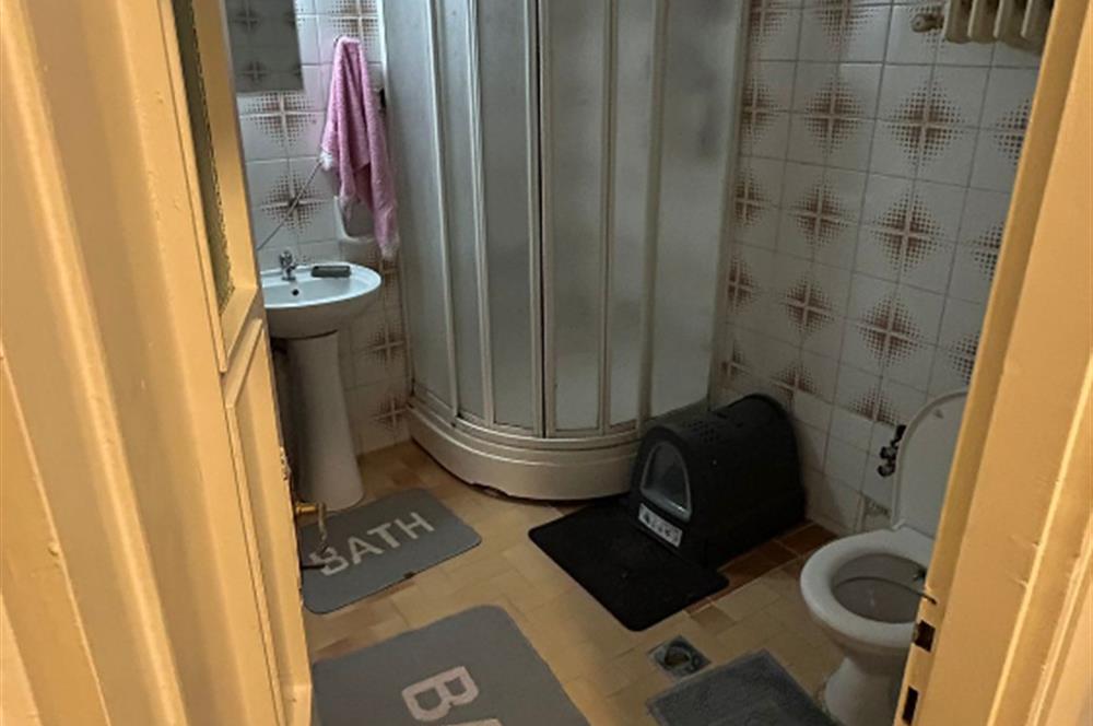 MÜTEVELLİ ÇEŞME CADDESİNDE SATILIK DAİRE 