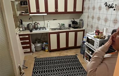 MÜTEVELLİ ÇEŞME CADDESİNDE SATILIK DAİRE 