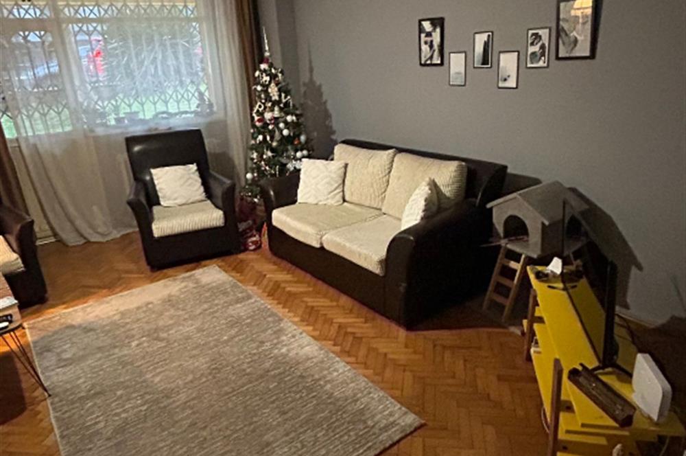 MÜTEVELLİ ÇEŞME CADDESİNDE SATILIK DAİRE 
