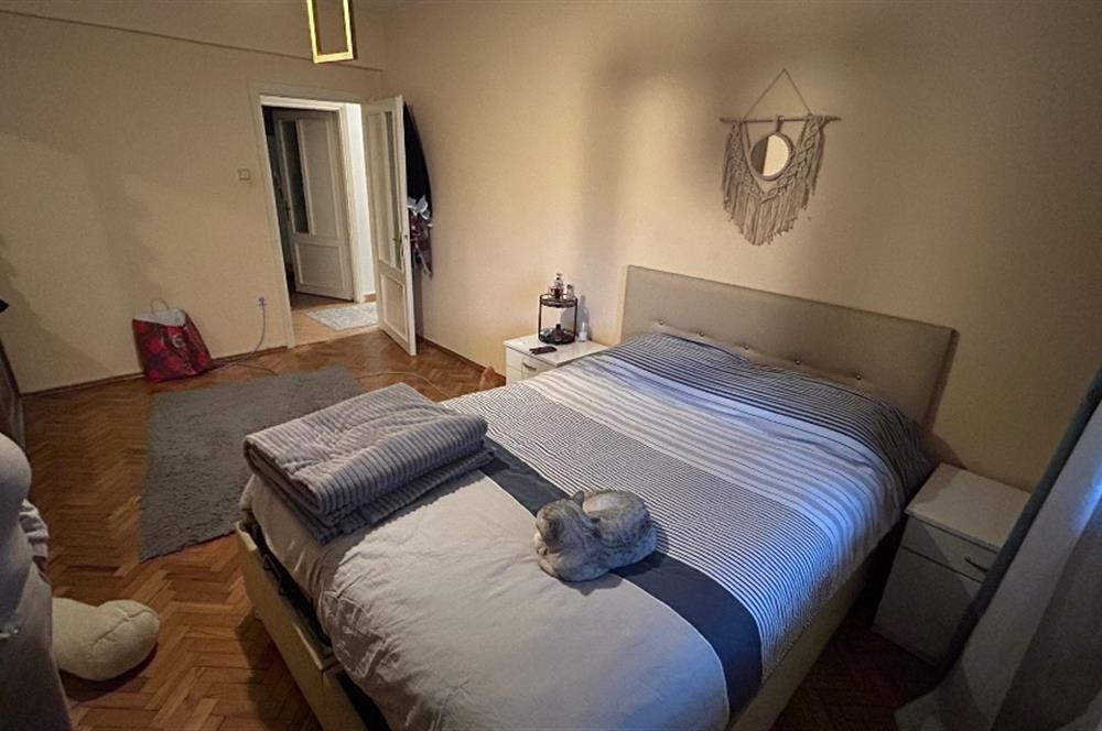 MÜTEVELLİ ÇEŞME CADDESİNDE SATILIK DAİRE 
