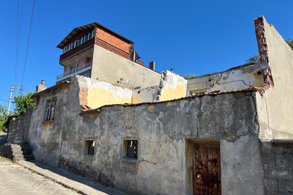CENTURY 21 BAL'DAN SUSURLUK BURHANİYE MAH.DE SATILIK ARSA