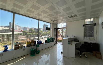 Century 21 Neo' dan, Maltepe’nin kalbinde, E-5’in hemen yanı başında işinizi büyütecek fırsat kiralık dükkan
