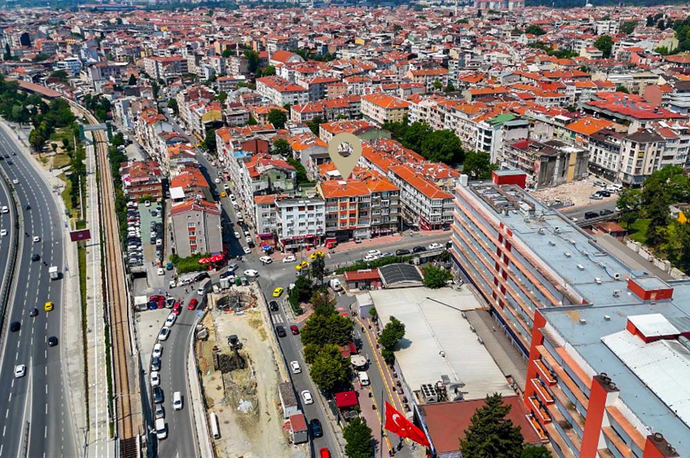 YOĞUN YAYA TRAFİĞİ OLAN CADDE ÜZERİ KULLANIMA HAZIR 250 M2 CAFE