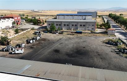 KIRŞEHİR OSB İÇİNDE KÖŞE PARSEL 3.000 m2 KAPALI ALANLI SATILIK FABRİKA