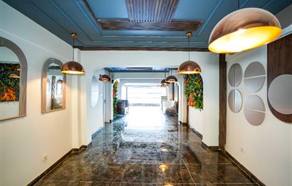 YOĞUN YAYA TRAFİĞİ OLAN CADDE ÜZERİ KULLANIMA HAZIR 250 M2 CAFE