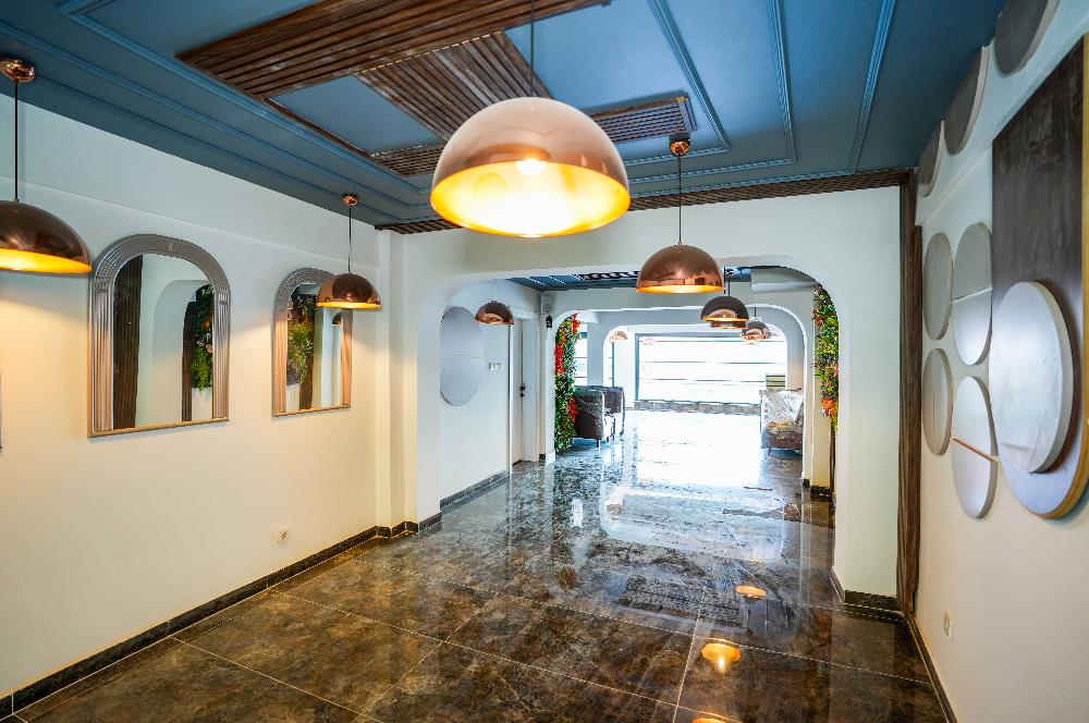 YOĞUN YAYA TRAFİĞİ OLAN CADDE ÜZERİ KULLANIMA HAZIR 250 M2 CAFE