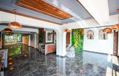 YOĞUN YAYA TRAFİĞİ OLAN CADDE ÜZERİ KULLANIMA HAZIR 250 M2 CAFE