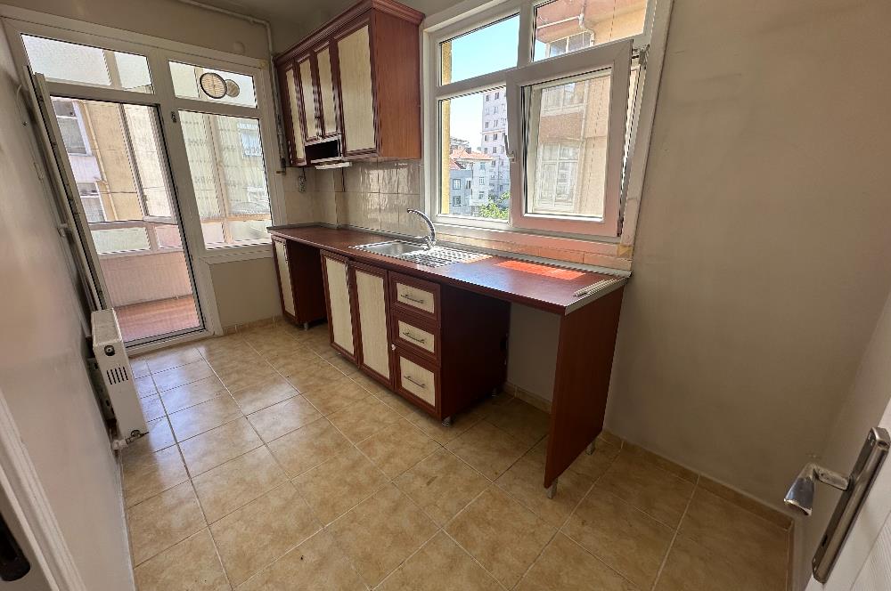 MALTEPE BAĞLARBAŞI MAH. HUZUREVİ'ne YAKIN 2+1 DAİRE