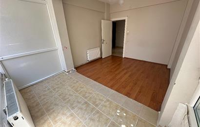 MALTEPE BAĞLARBAŞI MAH. HUZUREVİ'ne YAKIN 2+1 DAİRE