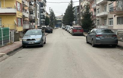 CENTURY 21 VİZYONDAN KIRMIZITOPRAKTA KİRALIK EŞYALI 2+1 DAİRE