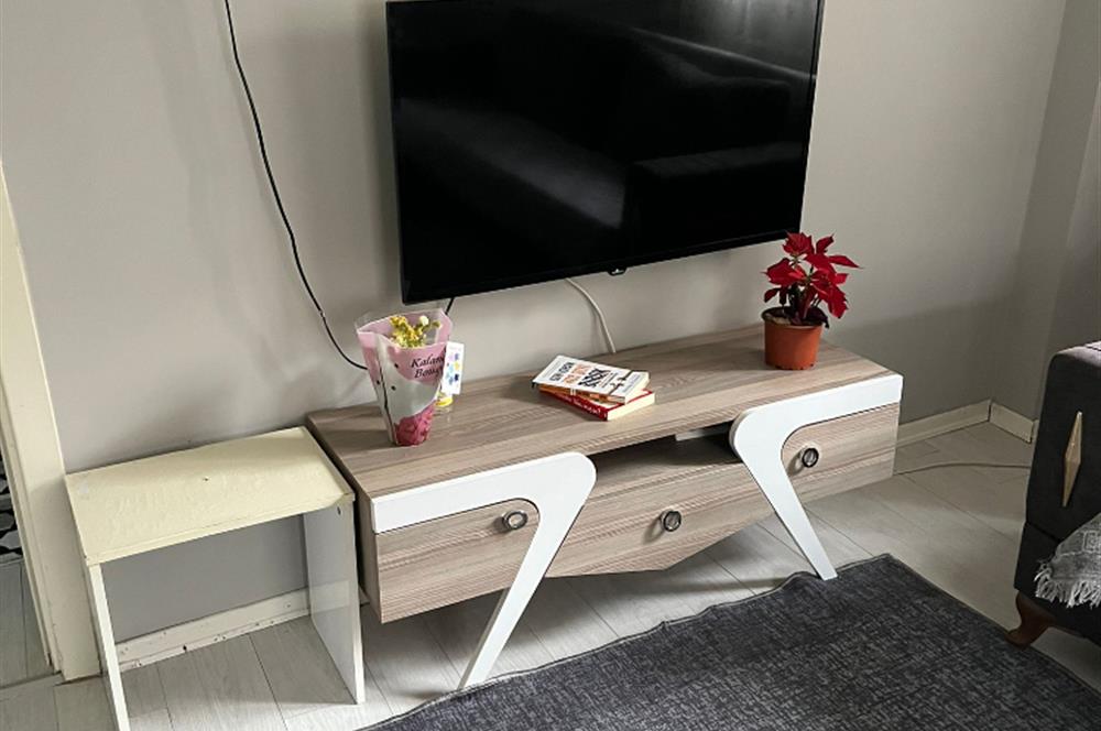 CENTURY 21 VİZYONDAN KIRMIZITOPRAKTA KİRALIK EŞYALI 2+1 DAİRE