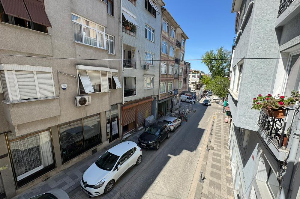 ŞEVKİ BEY SOKAKTA YENİ BİNADA 2+1 SATILIK DAİRE