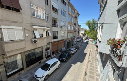 ŞEVKİ BEY SOKAKTA YENİ BİNADA 2+1 SATILIK DAİRE