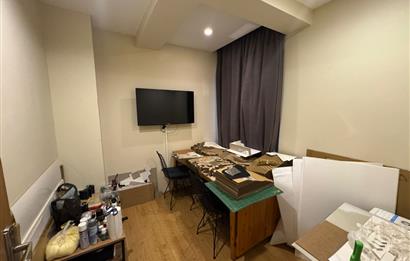 ŞEVKİ BEY SOKAKTA YENİ BİNADA 2+1 SATILIK DAİRE