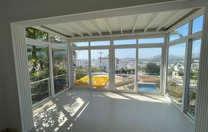 Karabağ'da Deniz Manzaralı Yıllık  Kiralık Villa 