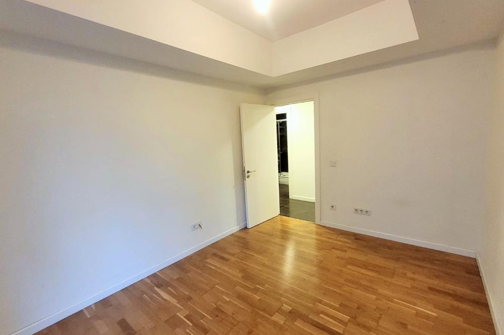 CENTURY 21'DEN STARLİFE SİTESİNDE BOŞ, TERTEMİZ SATILIK DAİRE...