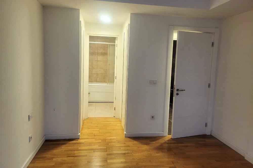 CENTURY 21'DEN STARLİFE SİTESİNDE BOŞ, TERTEMİZ SATILIK DAİRE...