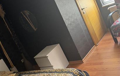 ŞERİFALi PRESTİJLİ SİTEDE ZEVKLİ DÖŞENMİŞ EŞYALI KİRALIK DAİRE