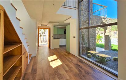 Satılık Villa Datça Ilıca Havuzlu Tam Müstakil Denize 450 metre