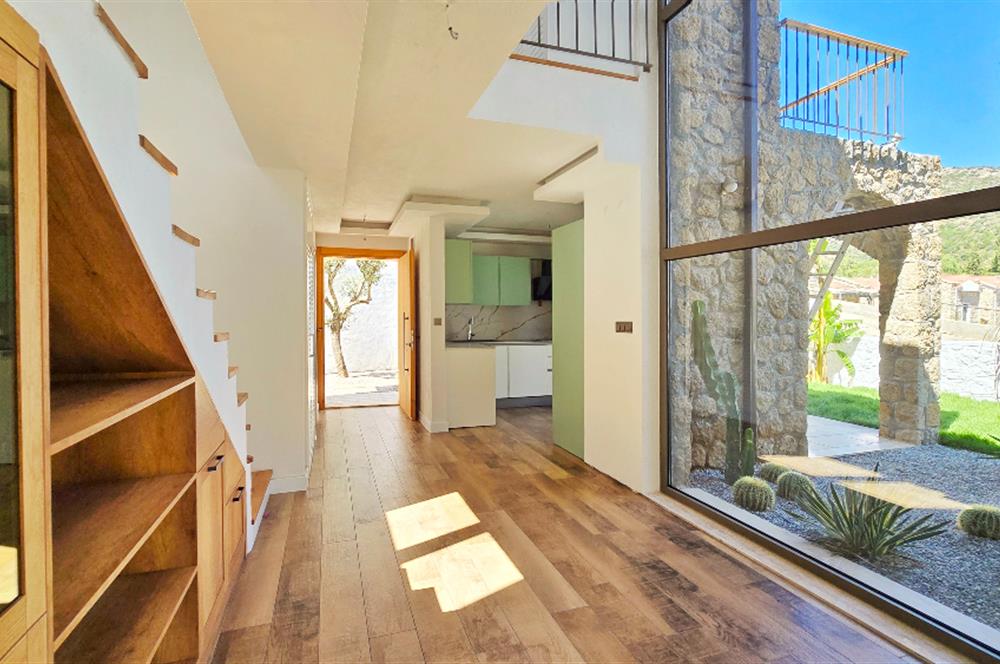 Satılık Villa Datça Ilıca Havuzlu Tam Müstakil Denize 450 metre