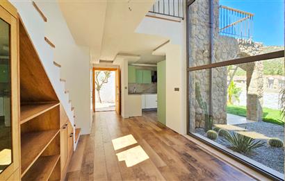 Satılık Villa Datça Ilıca Havuzlu Tam Müstakil Denize 450 metre