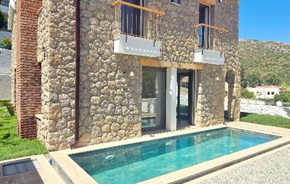 Satılık Villa Datça Ilıca Havuzlu Tam Müstakil Denize 450 metre