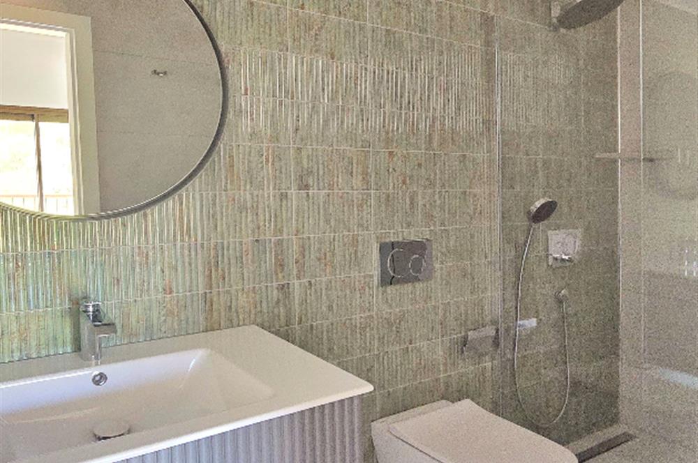 Satılık Villa Datça Ilıca Havuzlu Tam Müstakil Denize 450 metre