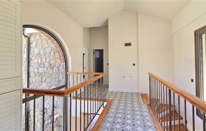 Satılık Villa Datça Ilıca Havuzlu Tam Müstakil Denize 450 metre