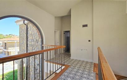 Satılık Villa Datça Ilıca Havuzlu Tam Müstakil Denize 450 metre