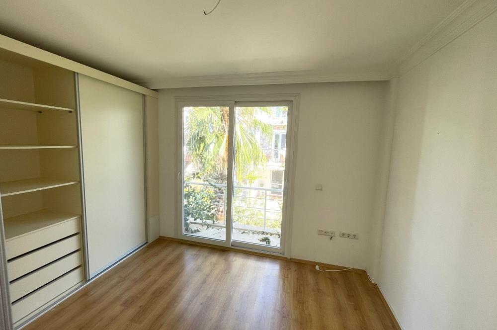 Karabağ'da Deniz Manzaralı Yıllık  Kiralık Villa 