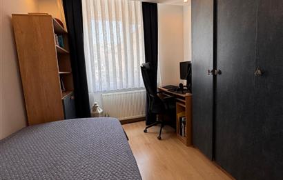KÜÇÜK ÇAMLICA ANA ARTERLERE VE MERKEZE YAKIN BAKIMLI SATILIK