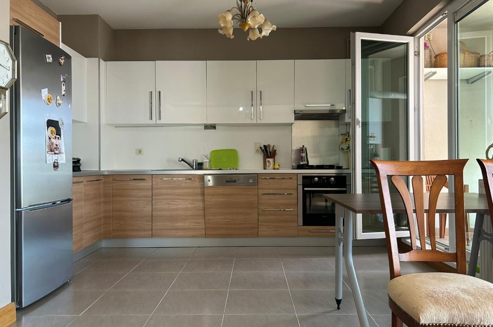 Century 21 Neo' dan satılık, Ataşehir SKY TOWERS deniz manzaralı 2+1 lüks daire