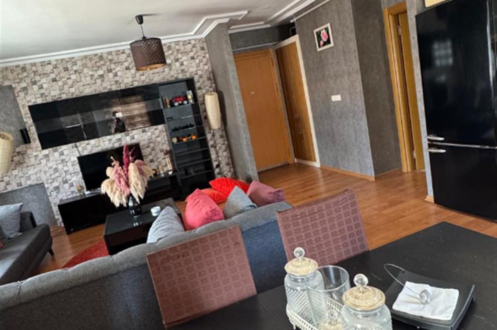 ŞERİFALi PRESTİJLİ SİTEDE ZEVKLİ DÖŞENMİŞ EŞYALI KİRALIK DAİRE