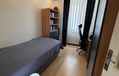 KÜÇÜK ÇAMLICA ANA ARTERLERE VE MERKEZE YAKIN BAKIMLI SATILIK