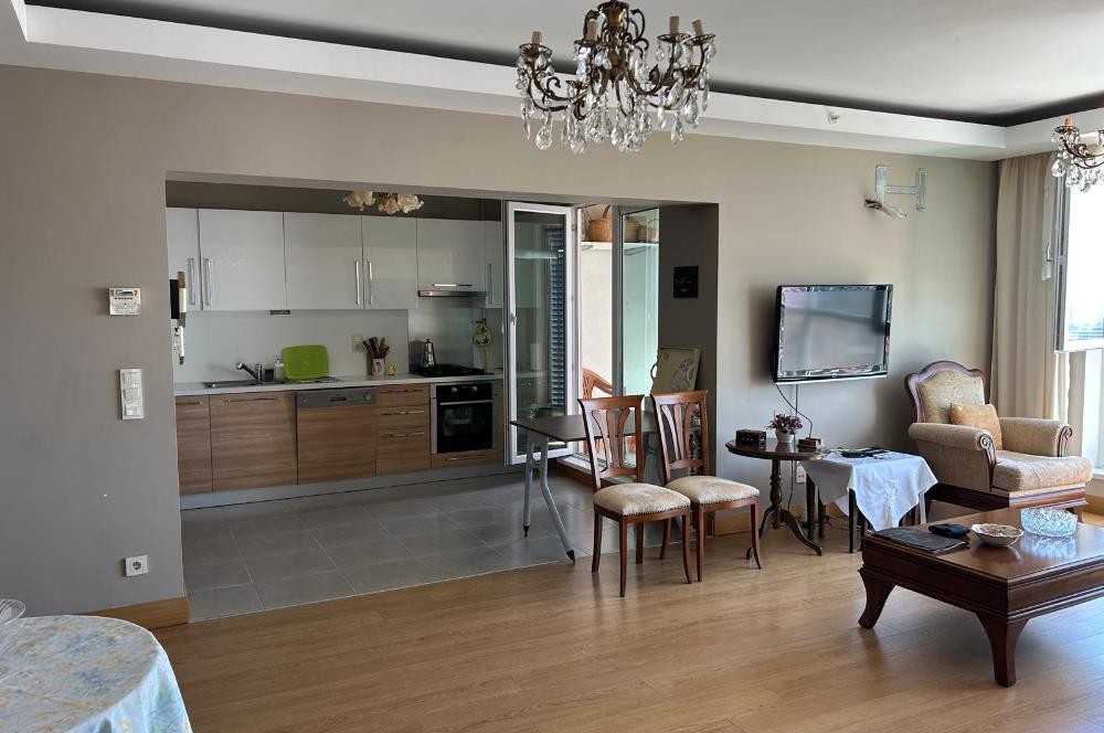 Century 21 Neo' dan satılık, Ataşehir SKY TOWERS deniz manzaralı 2+1 lüks daire
