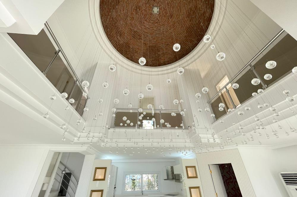 Karabağ'da Deniz Manzaralı Yıllık  Kiralık Villa 