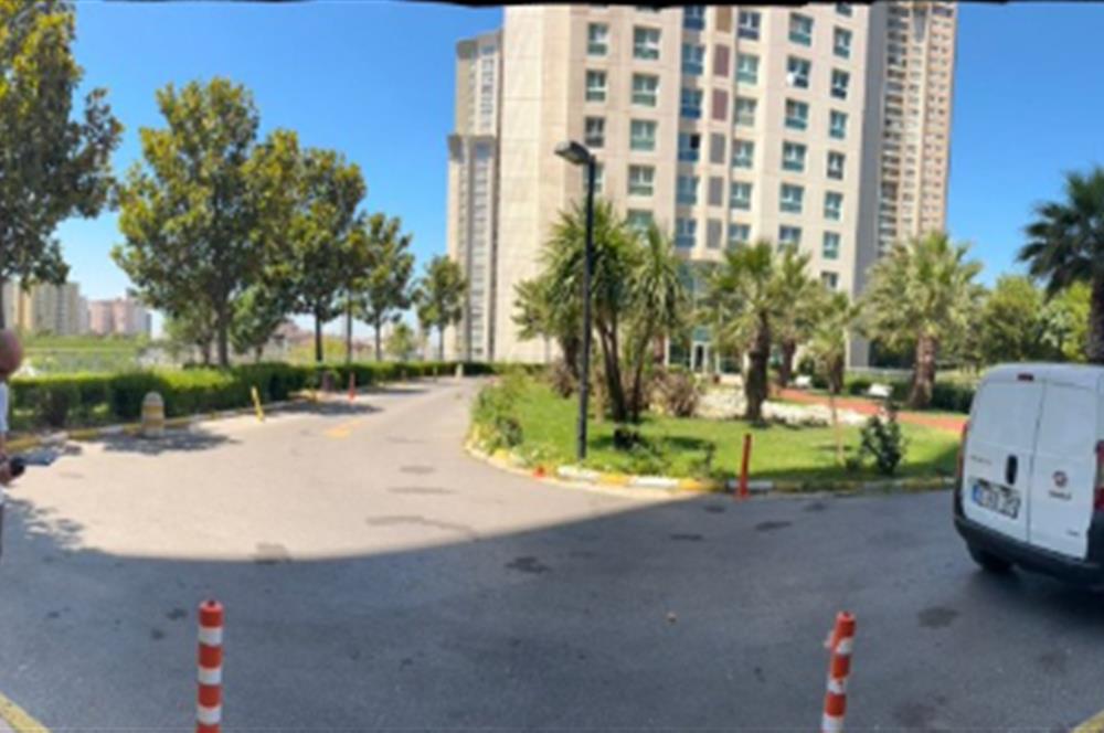 Century 21 Neo' dan satılık, Ataşehir SKY TOWERS deniz manzaralı 2+1 lüks daire