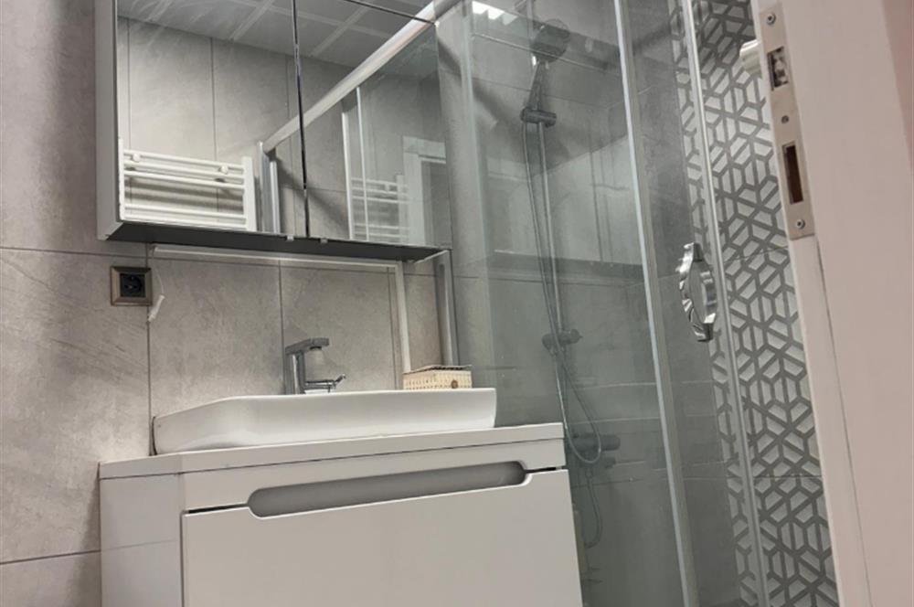 KÜÇÜK ÇAMLICA ANA ARTERLERE VE MERKEZE YAKIN BAKIMLI SATILIK