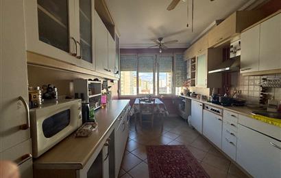GÖZTEPE KONUTLARI GENİŞ BAKIMLI BALKONLU HAVUZLU 3+1 SATILIK