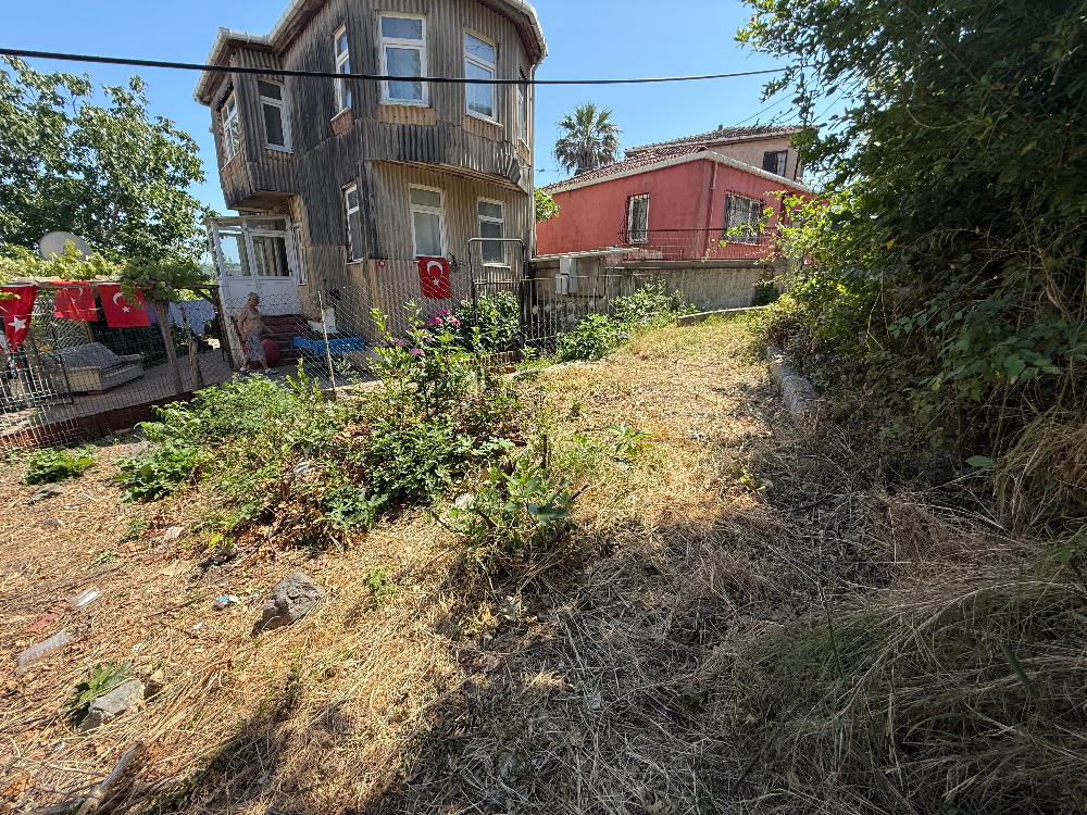 Sarıyer Kilyos Kumköy’de Denize Yakın, Orman Manzaralı 300 m² İmarlı Arsa