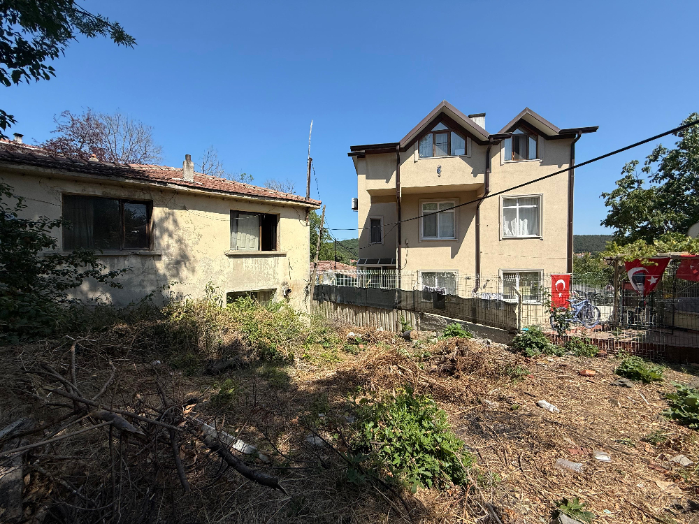 Sarıyer Kilyos Kumköy’de Denize Yakın, Orman Manzaralı 300 m² İmarlı Arsa