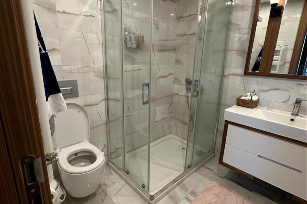C21 ROOF'dan 2,5+1 KAPALI MUTFAK İKAMETE UYGUN BOŞ SATILIK DAİRE
