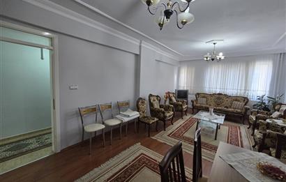 Adalet Mahallesi'nde Cadde Üzeri Önü Açık Ara Kat 3+1 Daire...