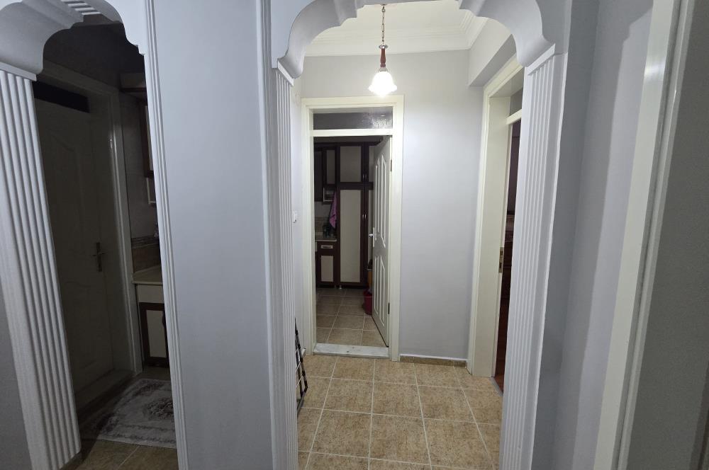 Adalet Mahallesi'nde Cadde Üzeri Önü Açık Ara Kat 3+1 Daire...