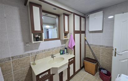 Adalet Mahallesi'nde Cadde Üzeri Önü Açık Ara Kat 3+1 Daire...